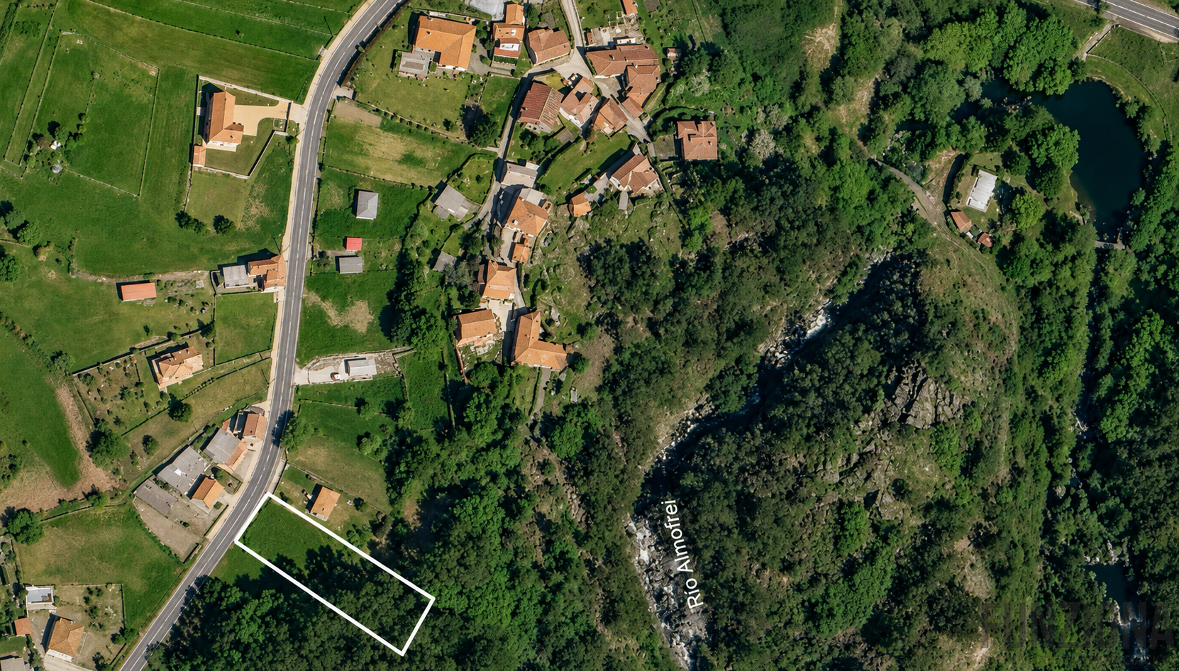 Venta de terreno en Cotobade