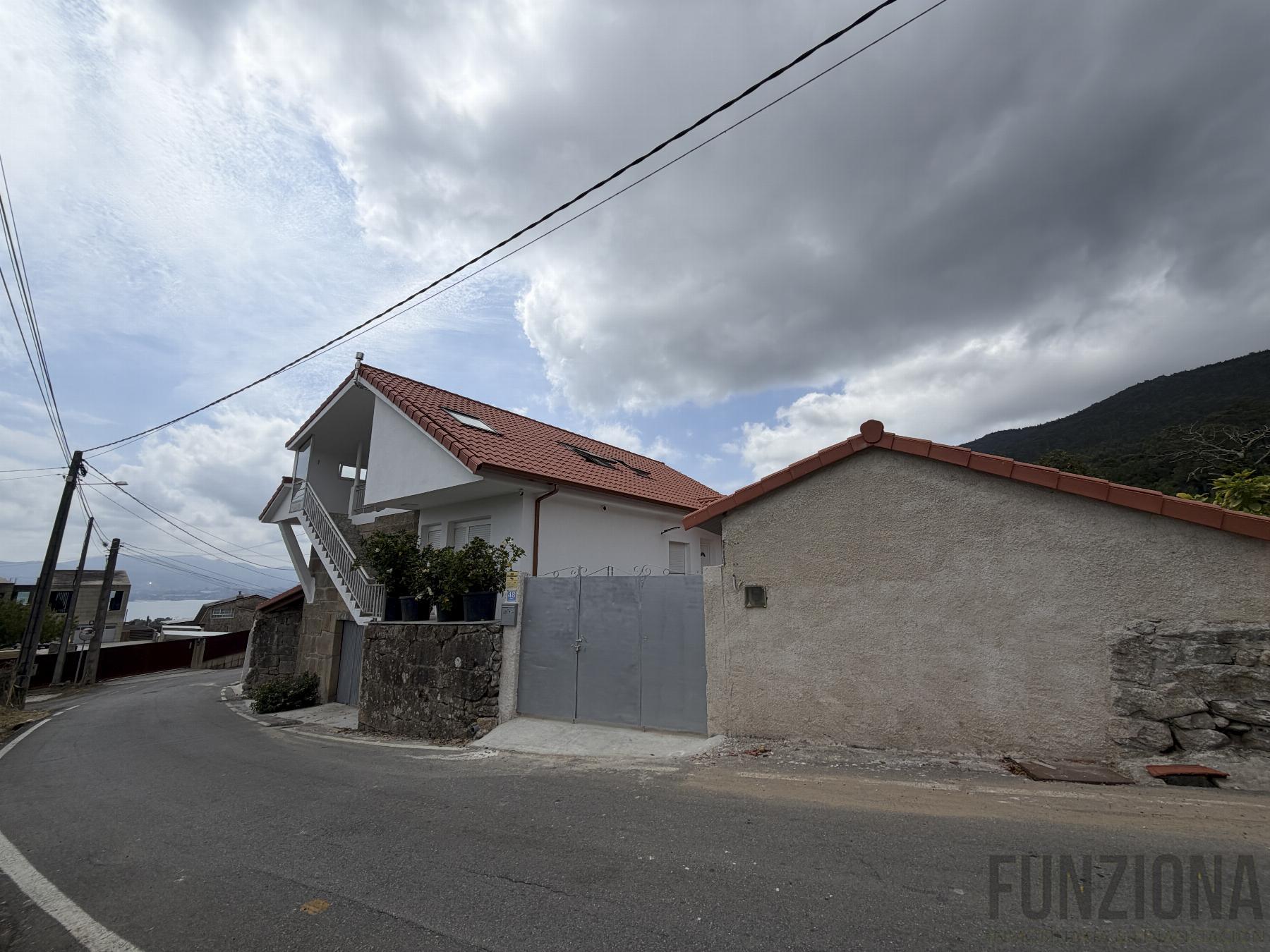 Venta de casa en Vilaboa