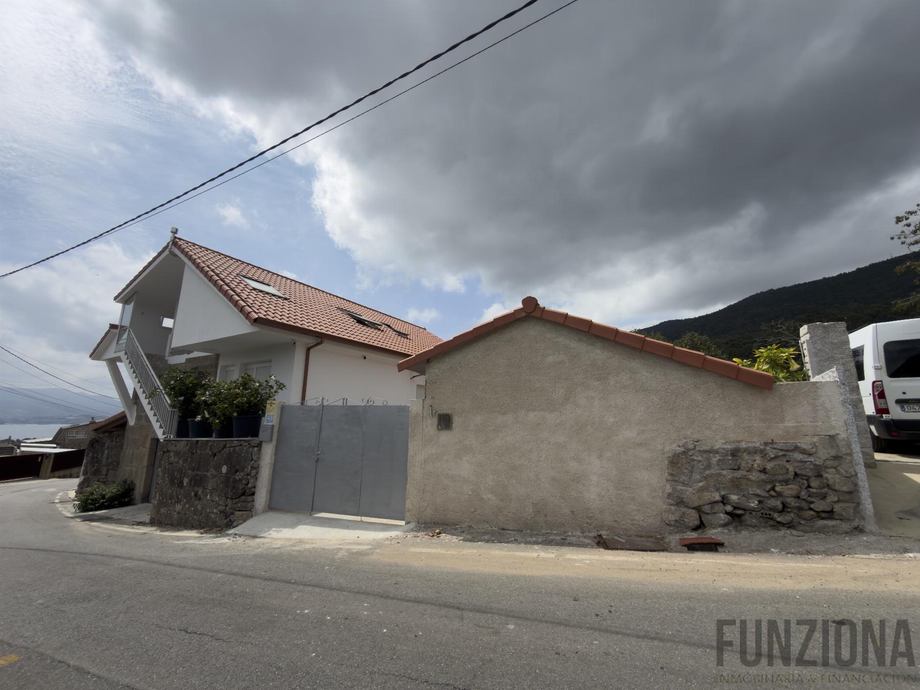 Venta de casa en Vilaboa