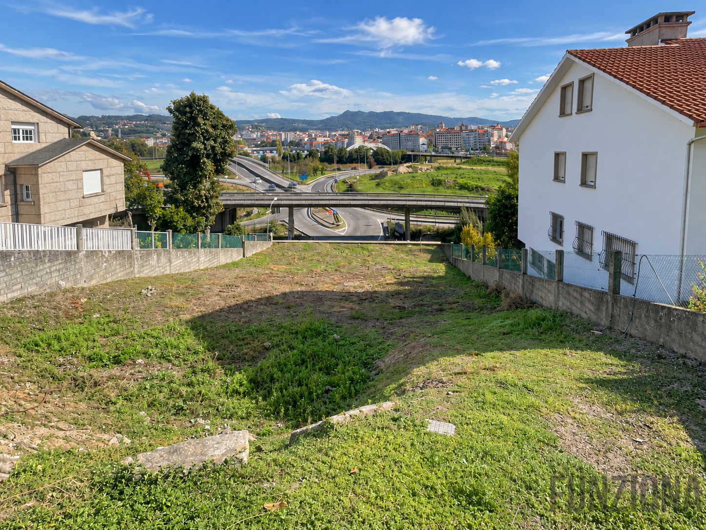 Venta de terreno en Poio