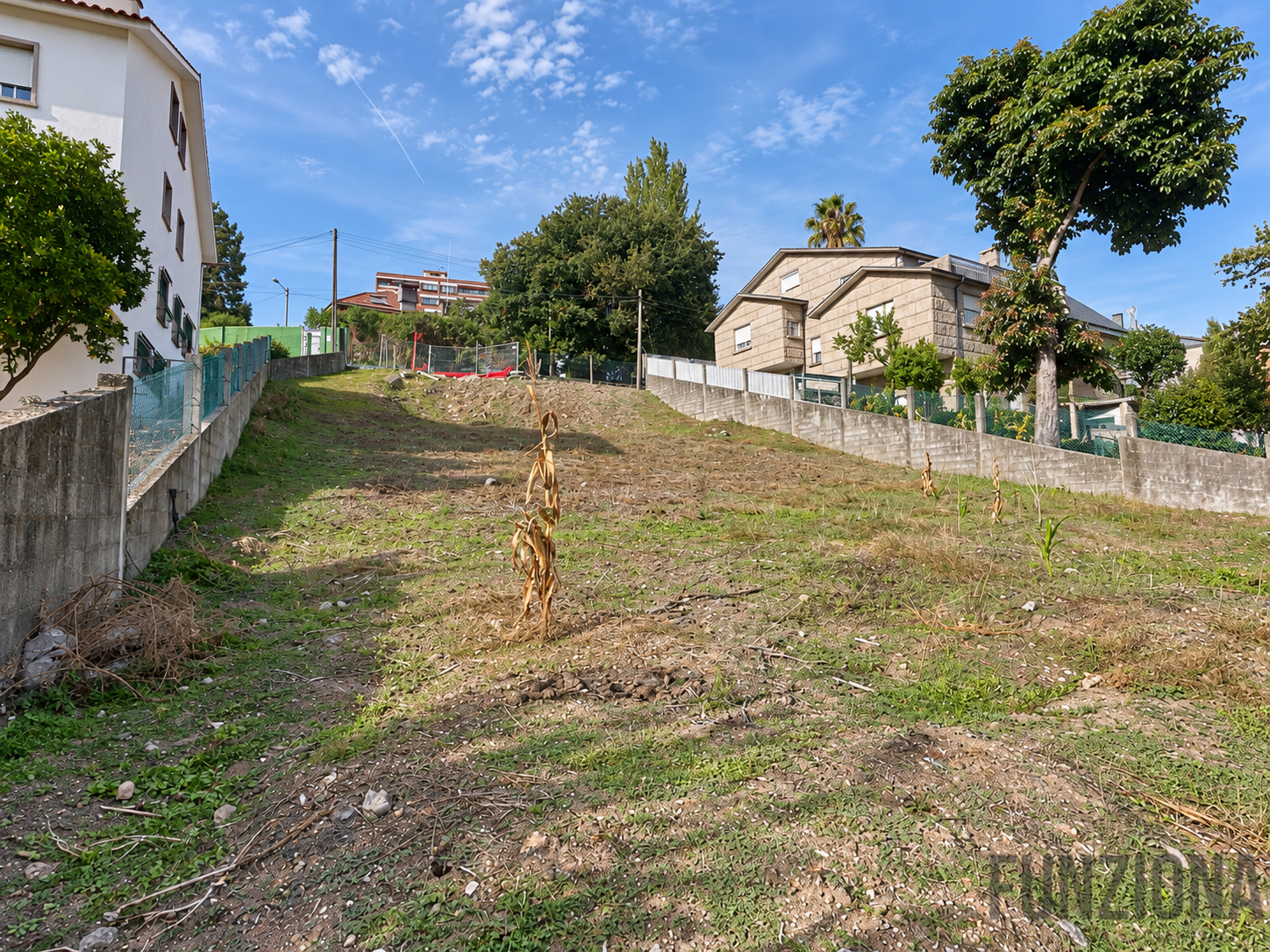Venta de terreno en Poio