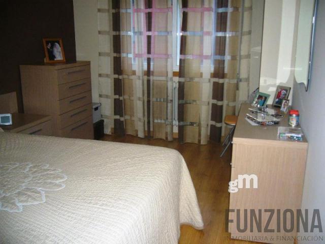 For sale of flat in Pontevedra