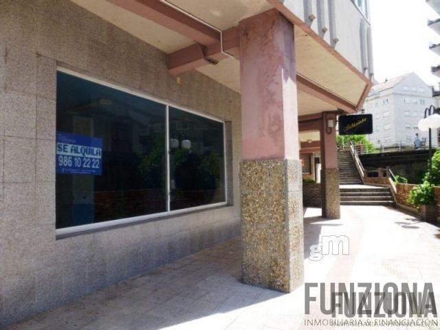 For rent of commercial in Pontevedra