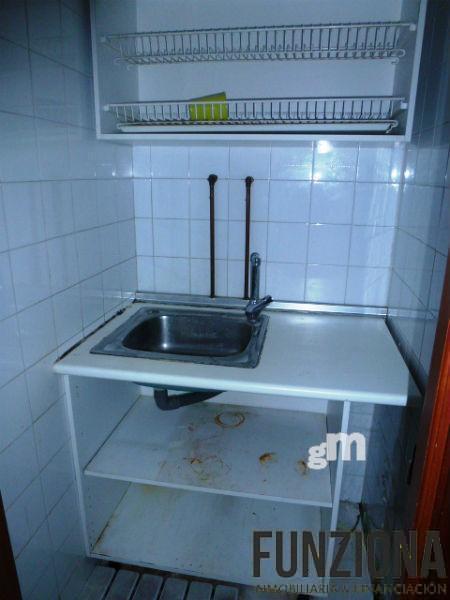 For rent of commercial in Pontevedra