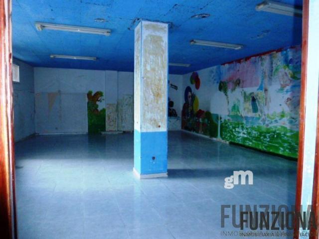 For rent of commercial in Pontevedra