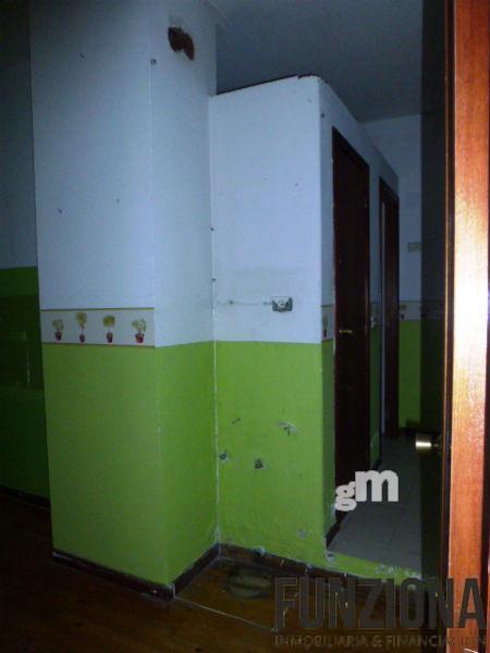 For rent of commercial in Pontevedra