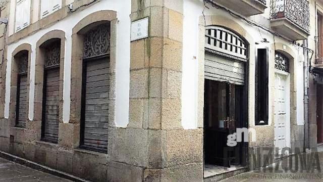 For rent of commercial in Pontevedra