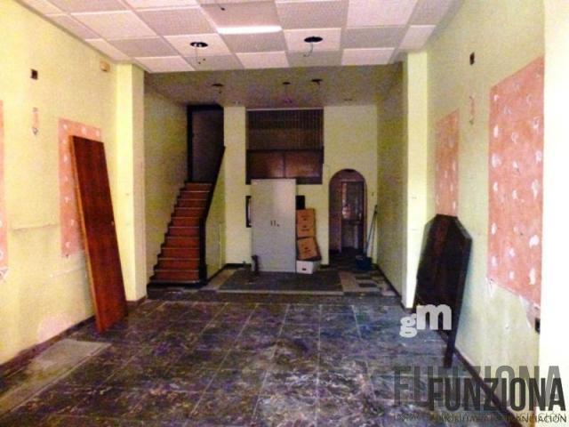 For rent of commercial in Pontevedra
