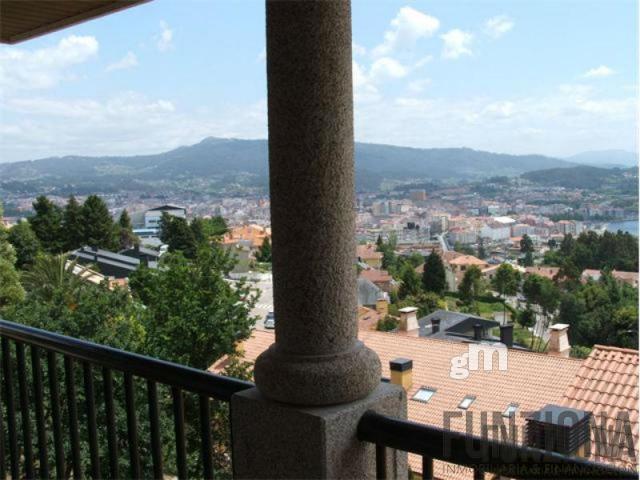 For rent of chalet in Poio