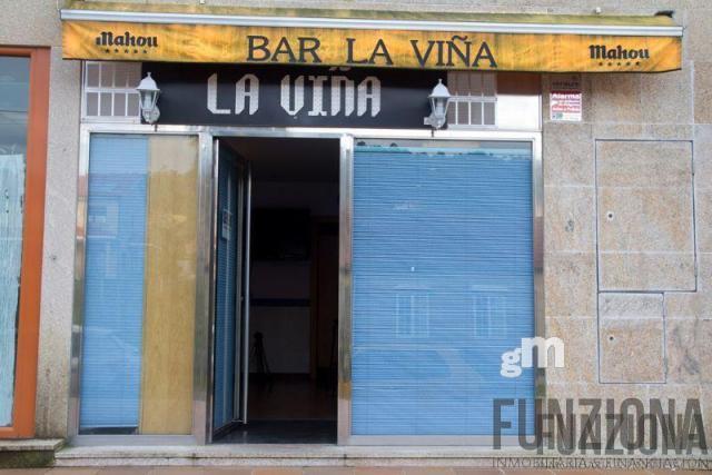 Venta de local comercial en Poio