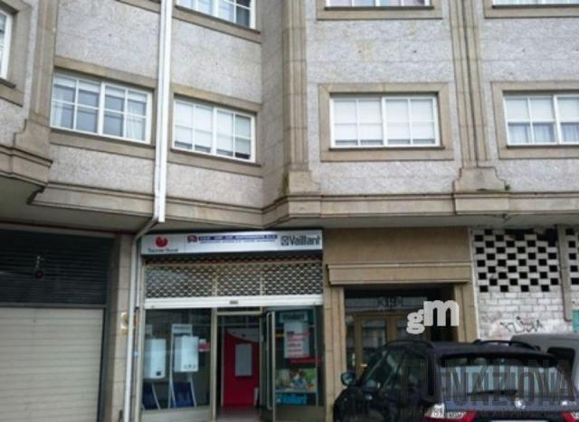 Venta de local comercial en Pontevedra