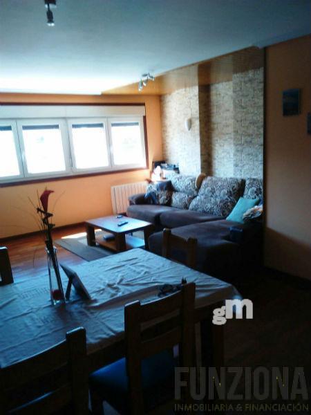 For sale of apartment in Cangas