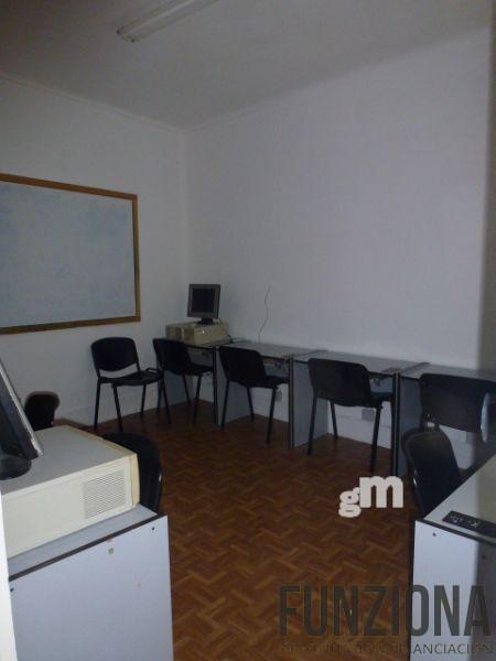 For rent of office in Pontevedra