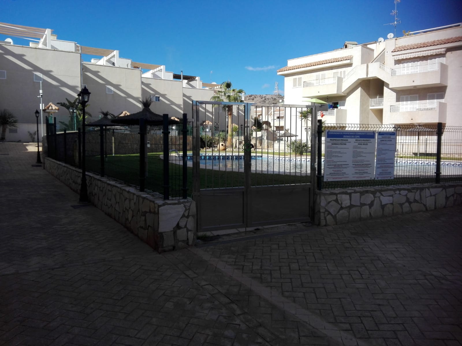 For sale of penthouse in Águilas