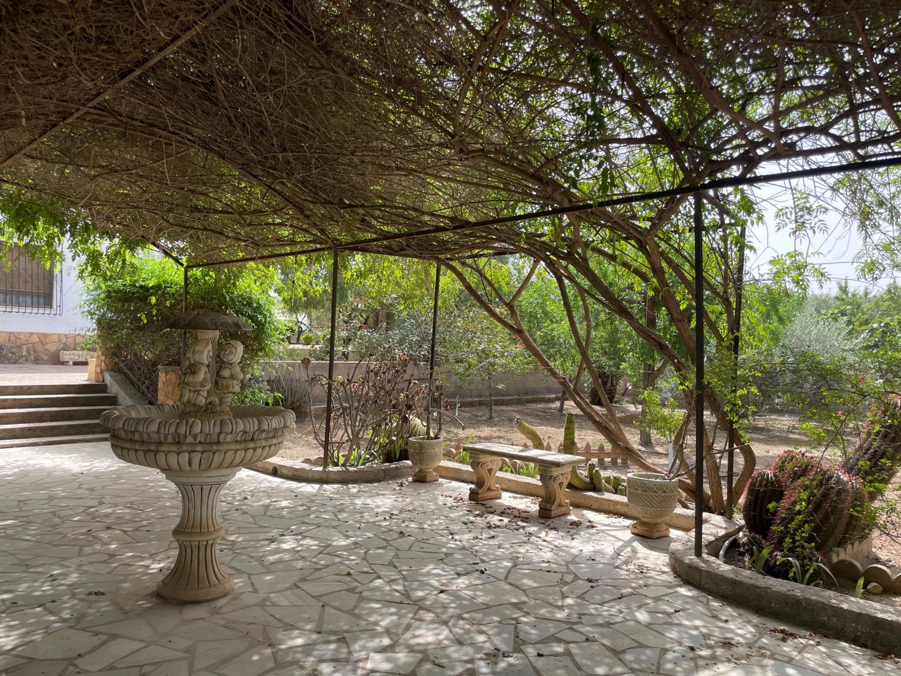 For sale of chalet in Lorca