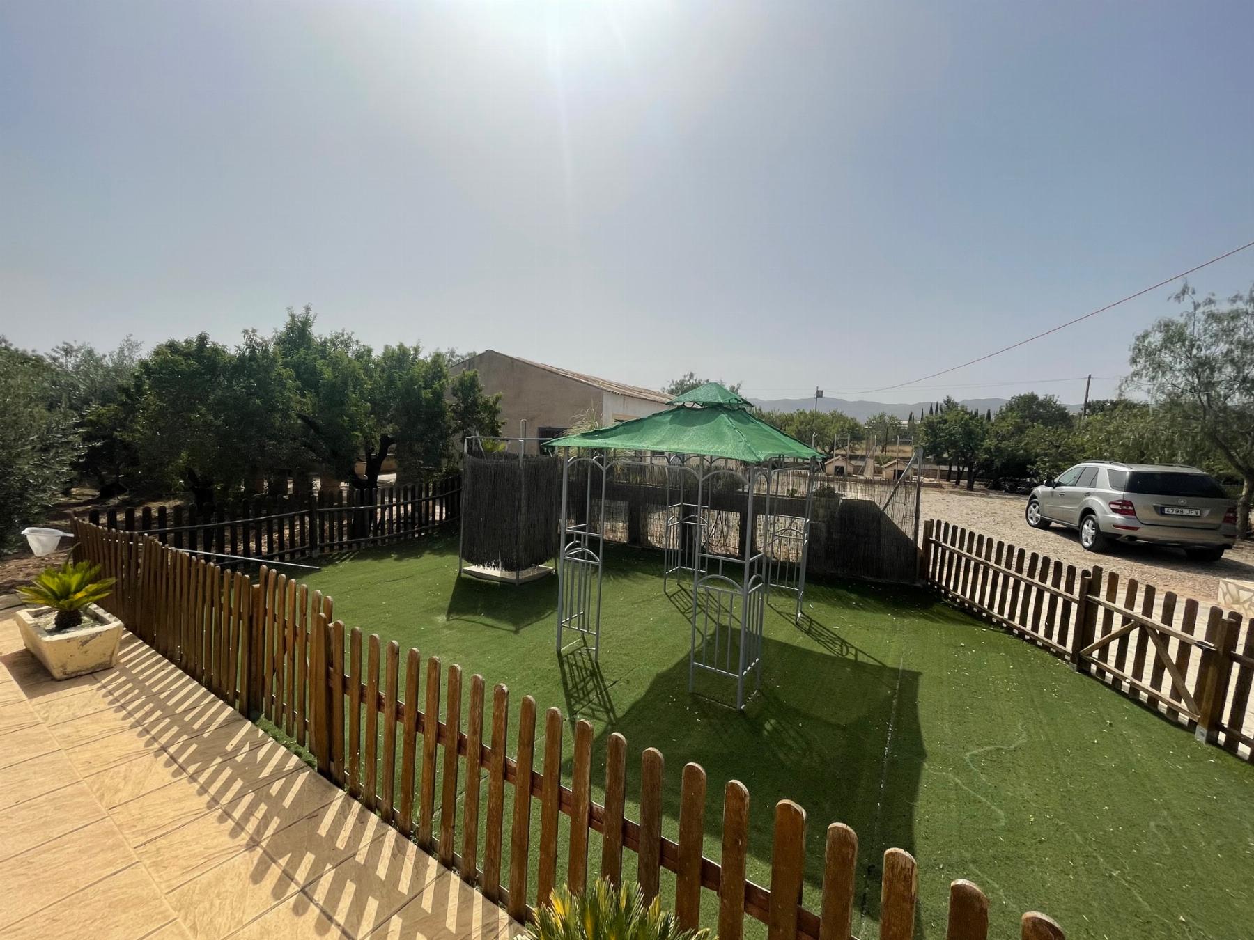 For sale of chalet in Lorca
