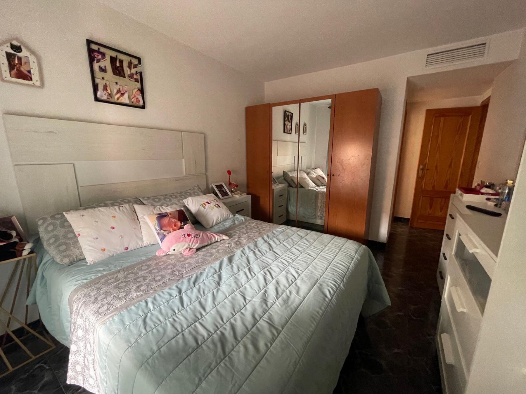For sale of flat in Lorca