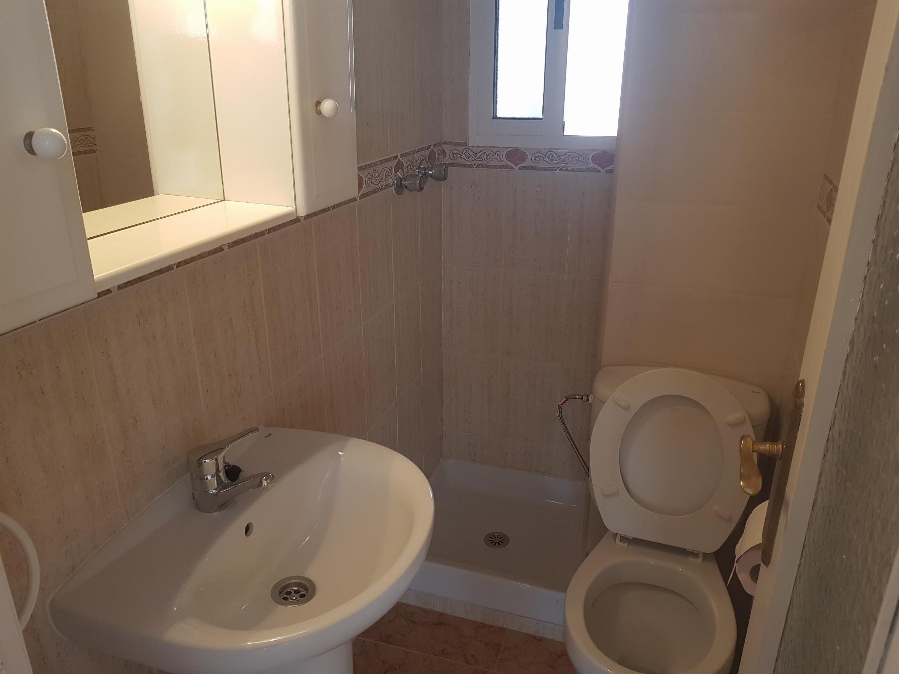For sale of flat in Águilas