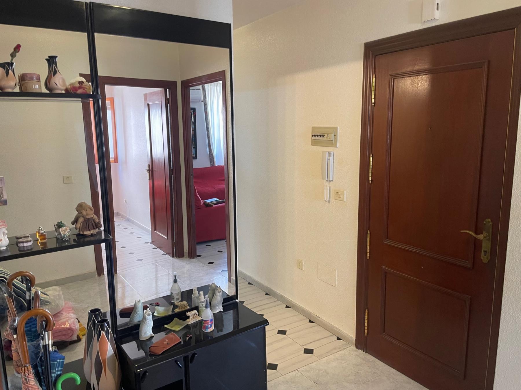 For sale of flat in Lorca
