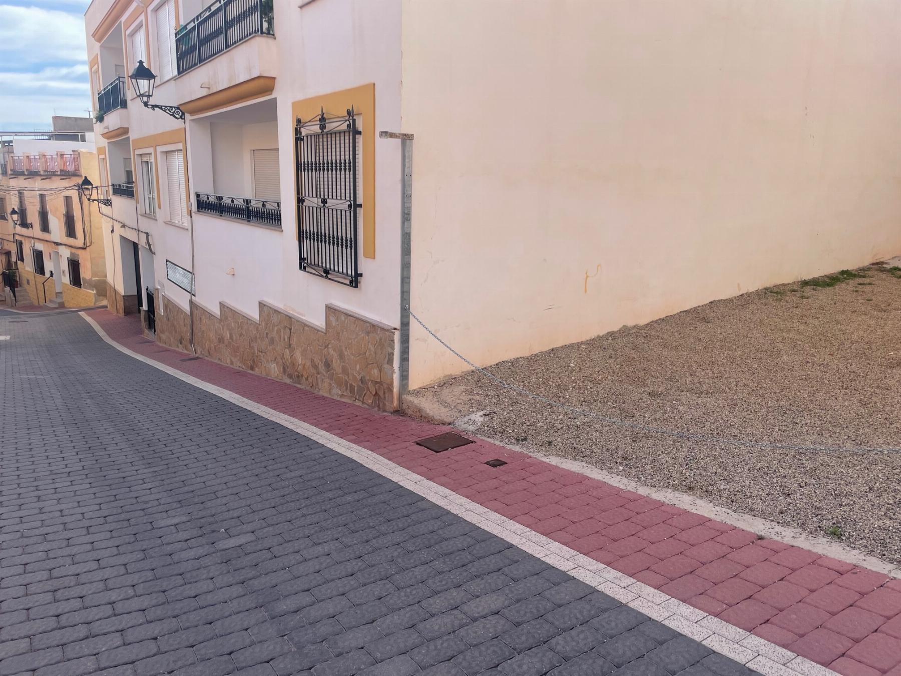 Zu verkaufen von grundstück in
 Lorca