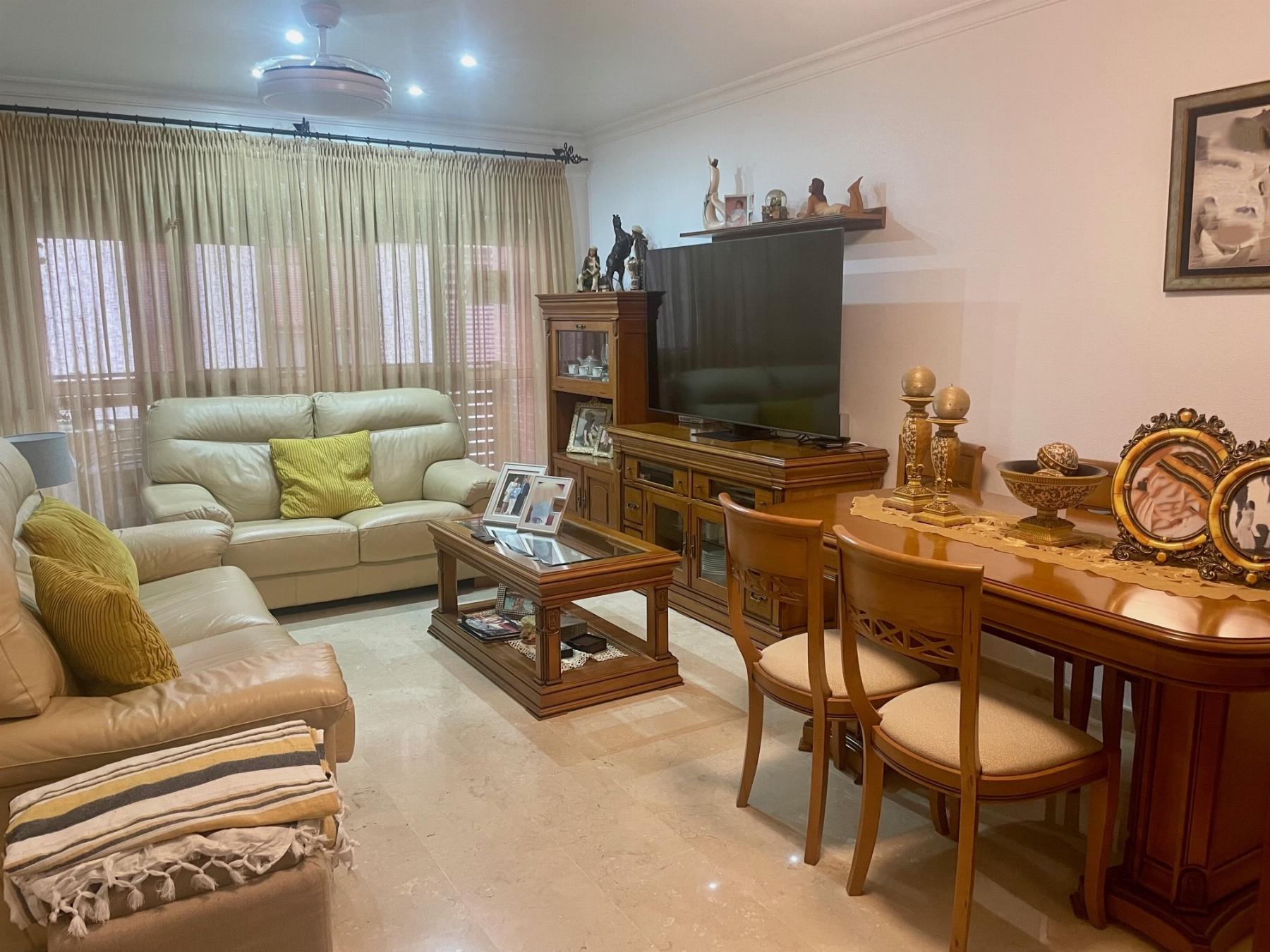 For sale of flat in Lorca