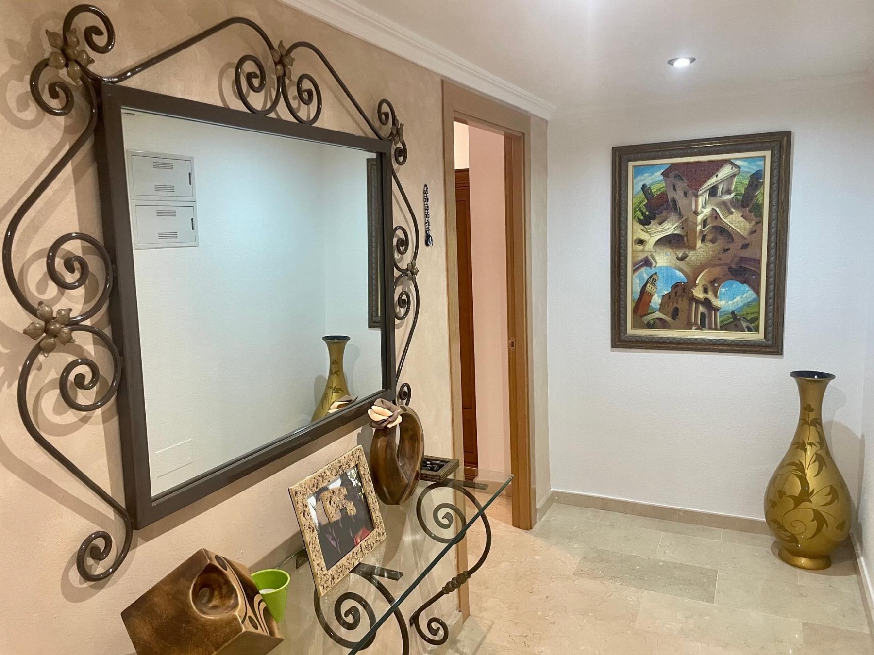 For sale of flat in Lorca