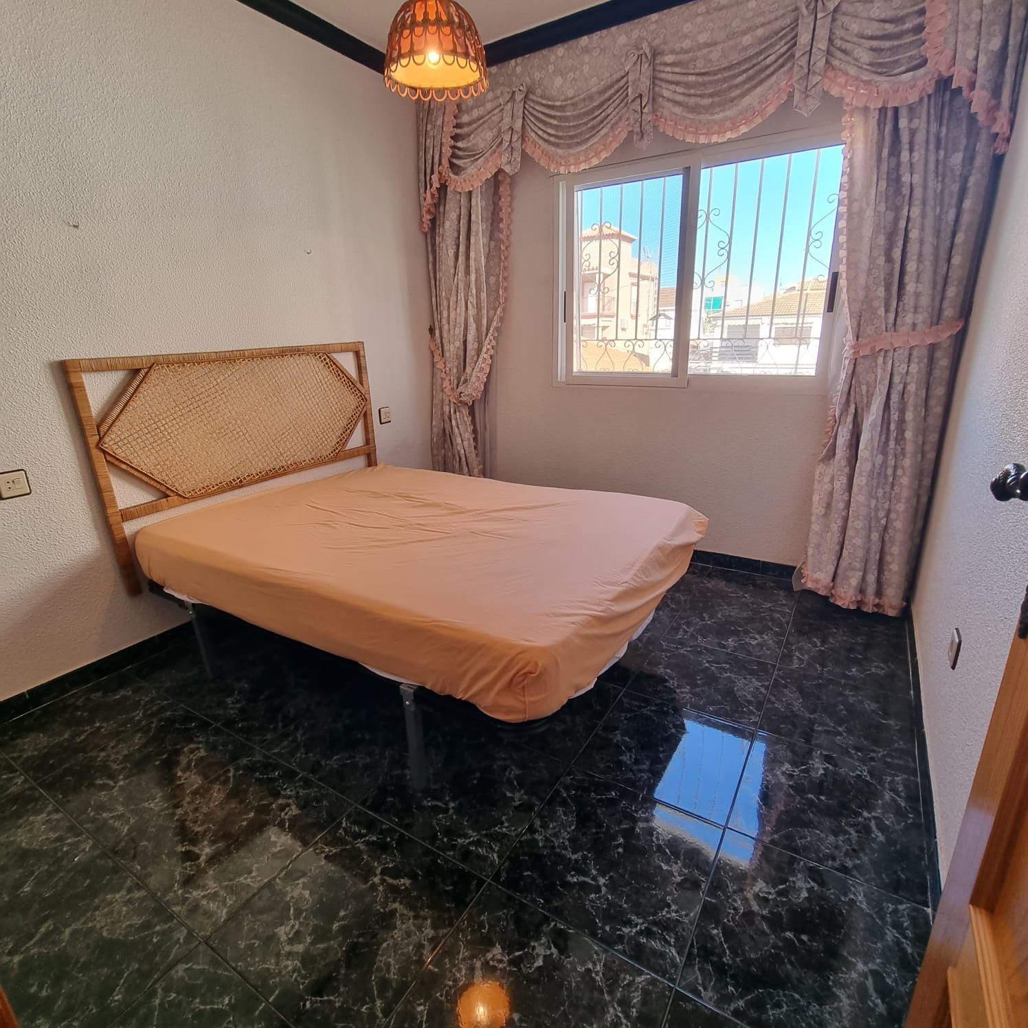 For sale of duplex in Águilas