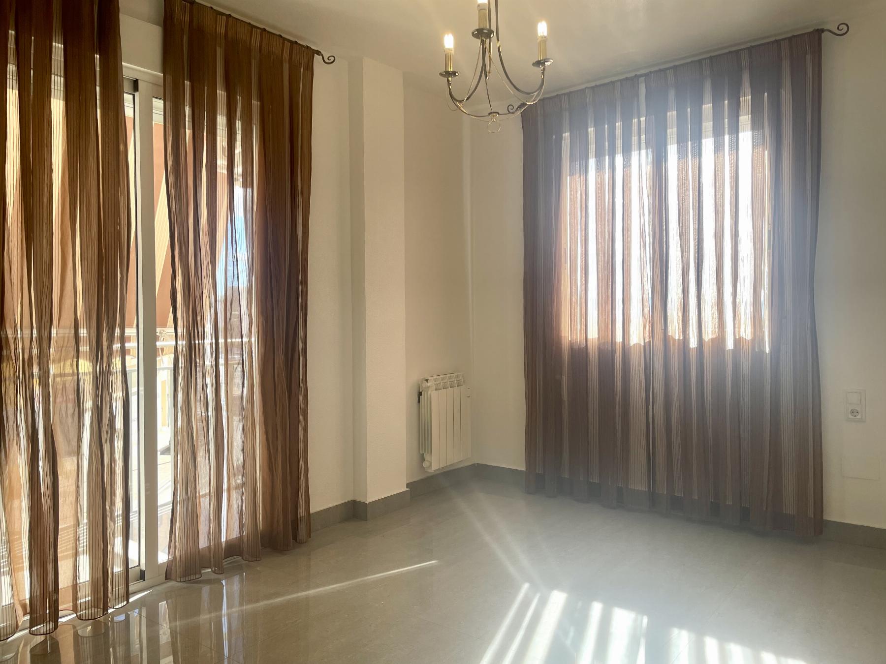 For sale of flat in Lorca