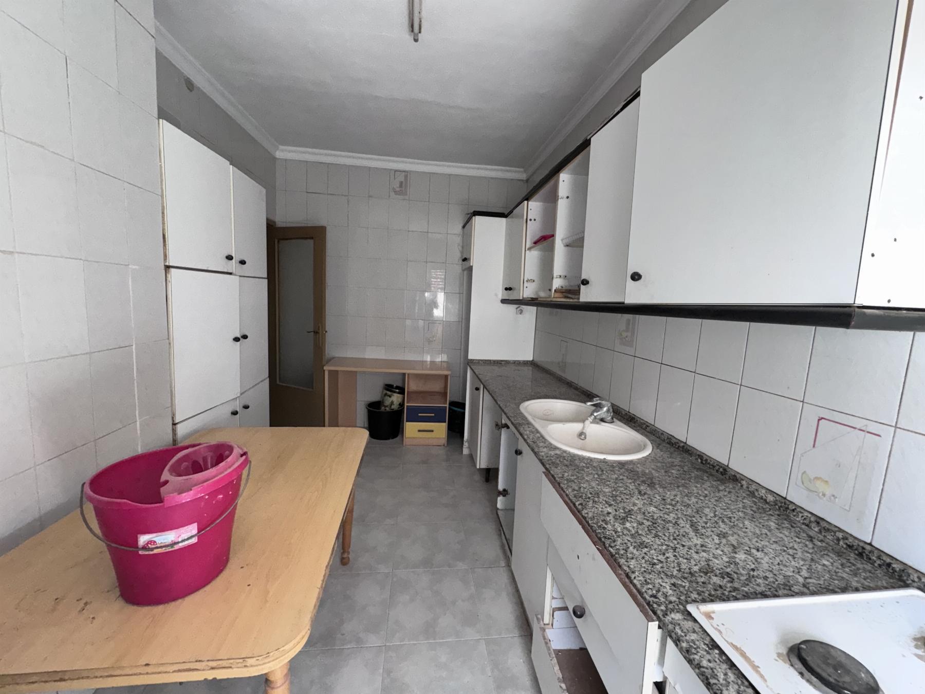 For sale of flat in Lorca