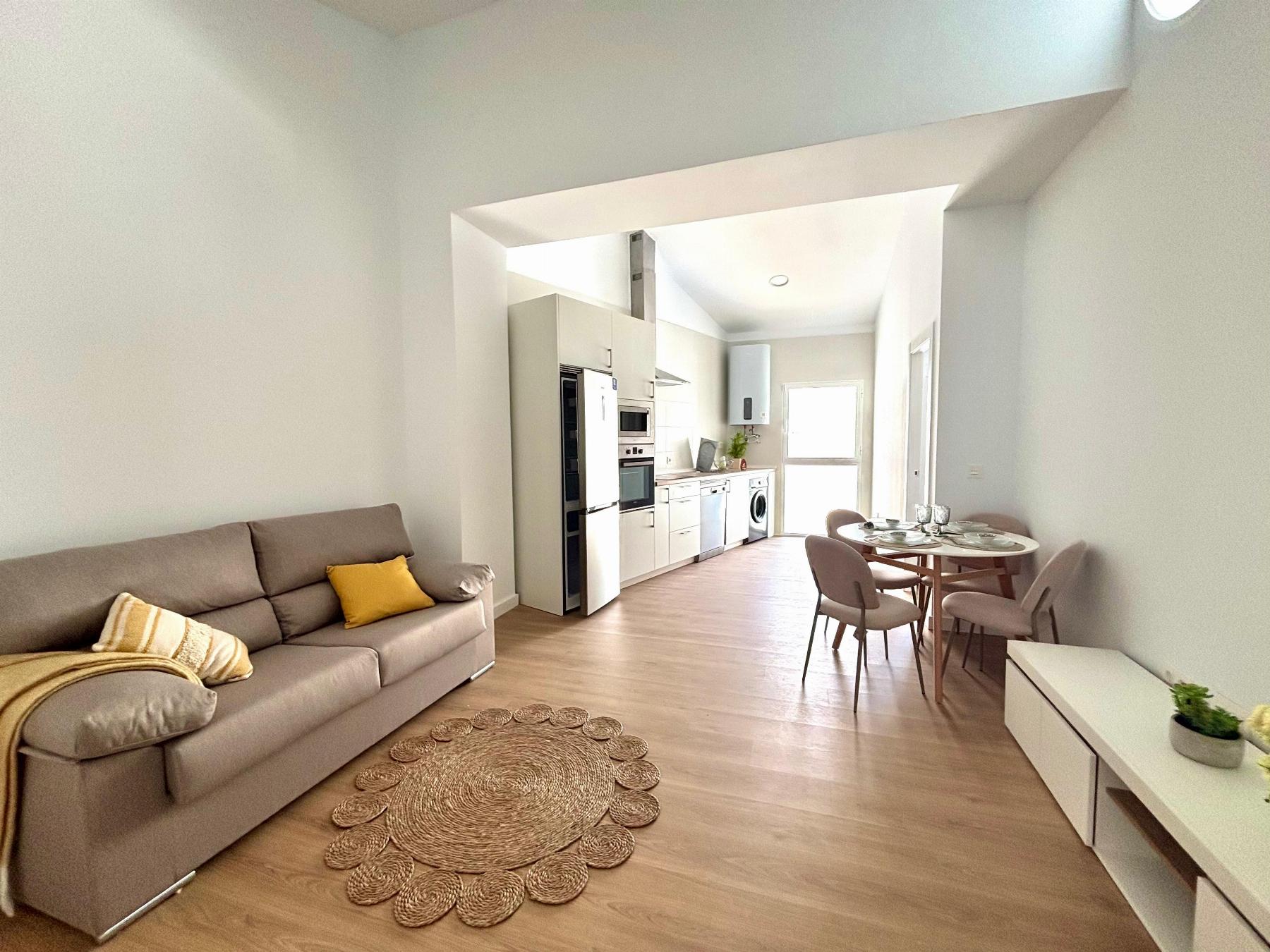 For sale of flat in Águilas