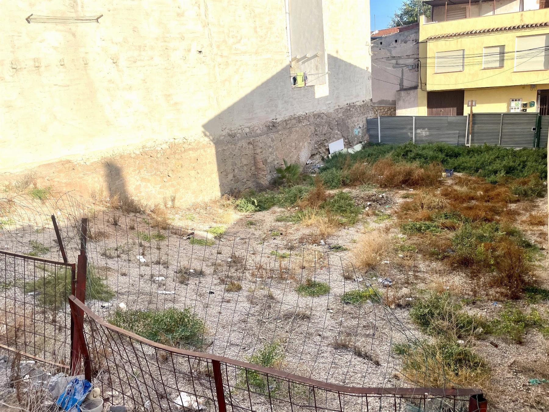 For sale of land in Lorca