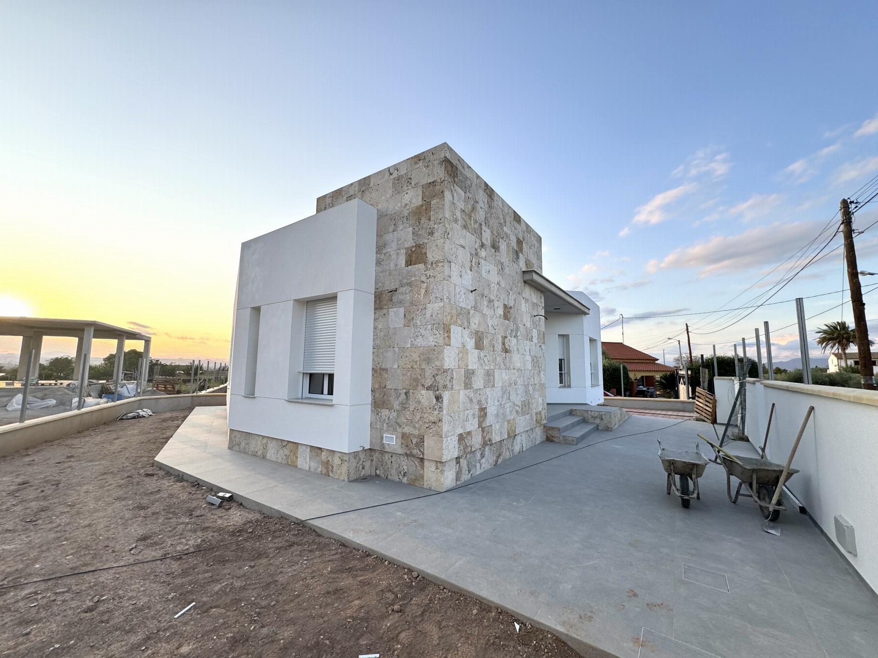 For sale of chalet in Lorca