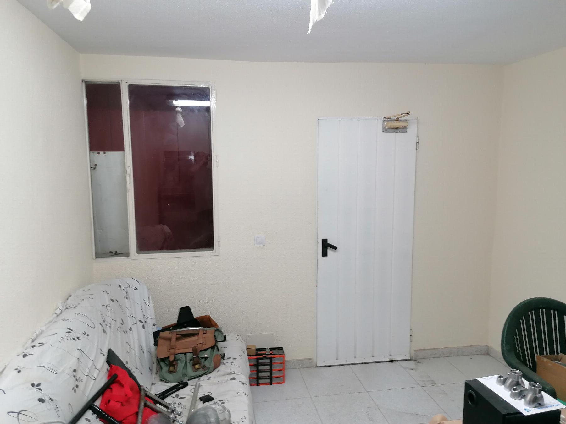 Zu verkaufen von gewerbehalle in
 Lorca