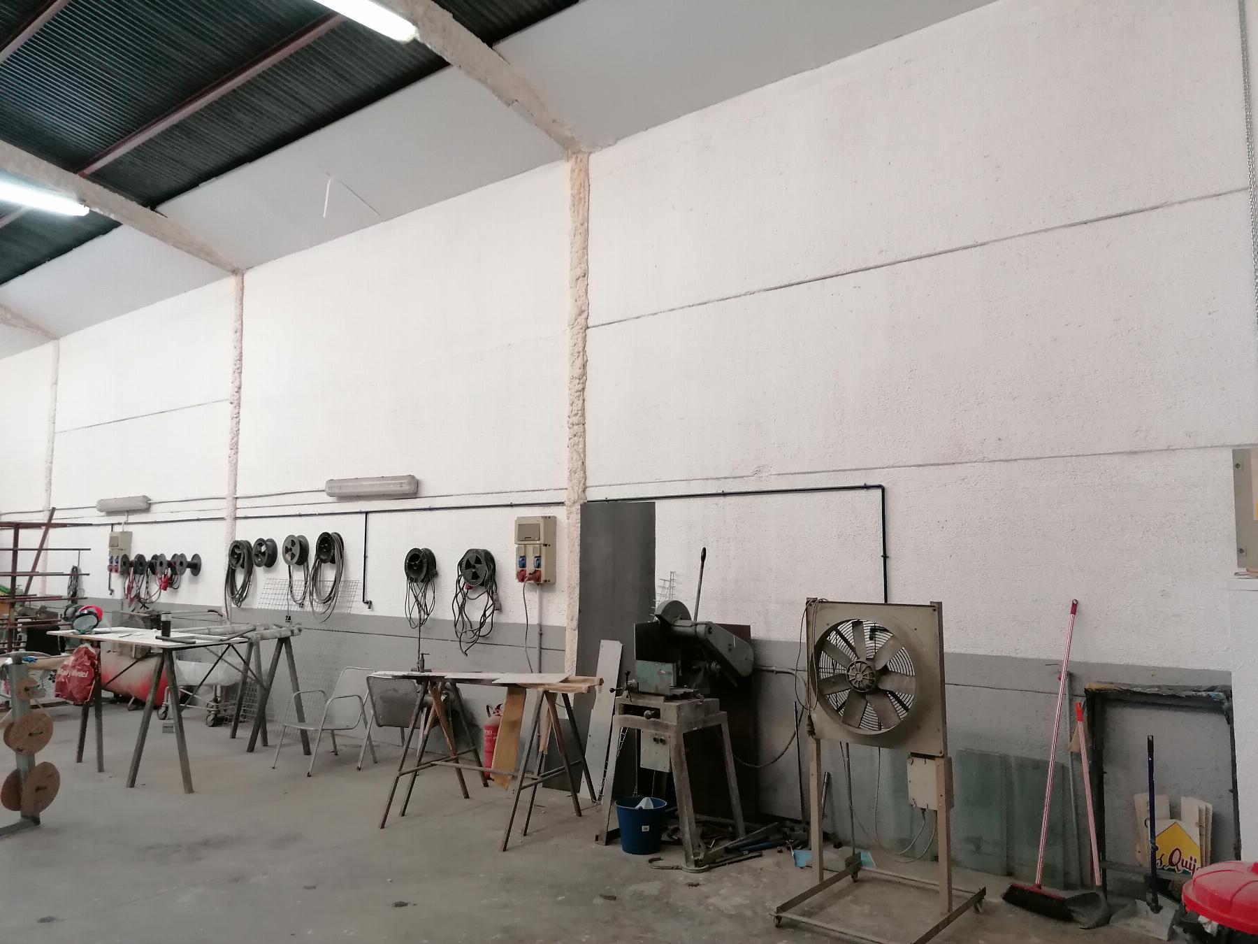 Zu verkaufen von gewerbehalle in
 Lorca