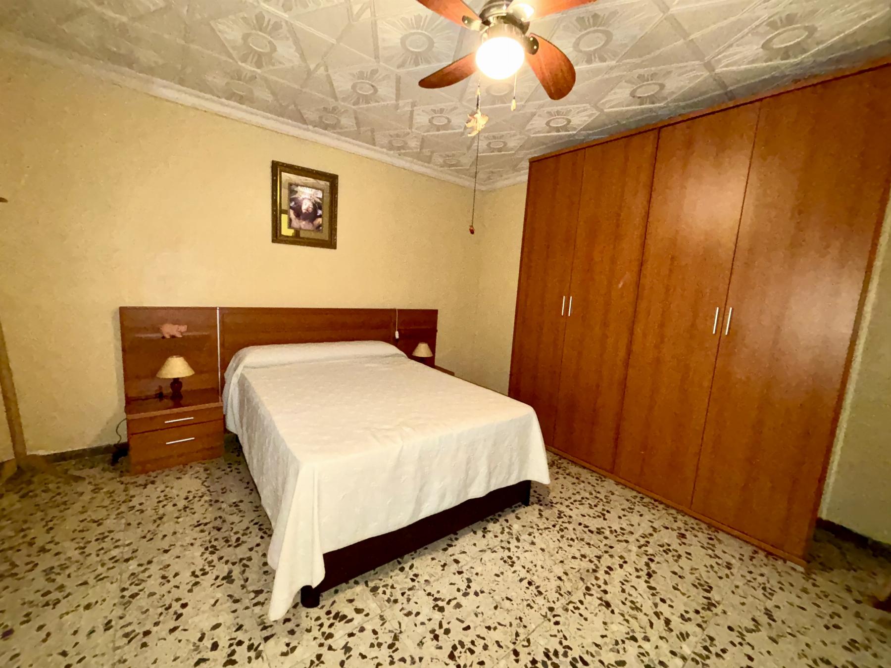 Zu verkaufen von haus in
 Lorca