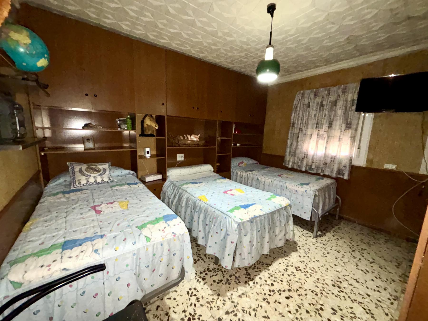 Zu verkaufen von haus in
 Lorca