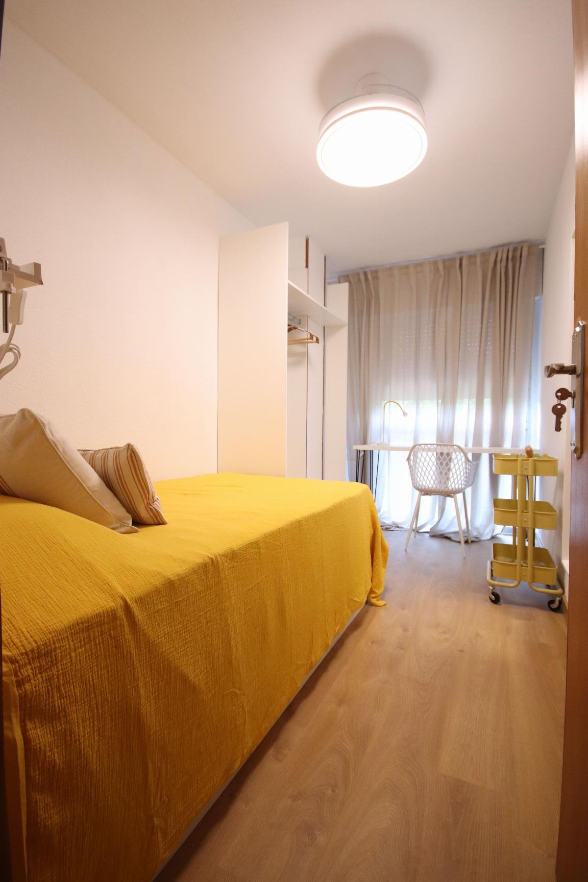 For rent of room in Lorca