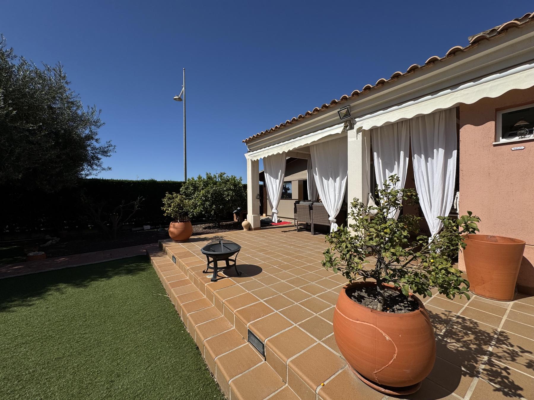 For sale of house in Lorca