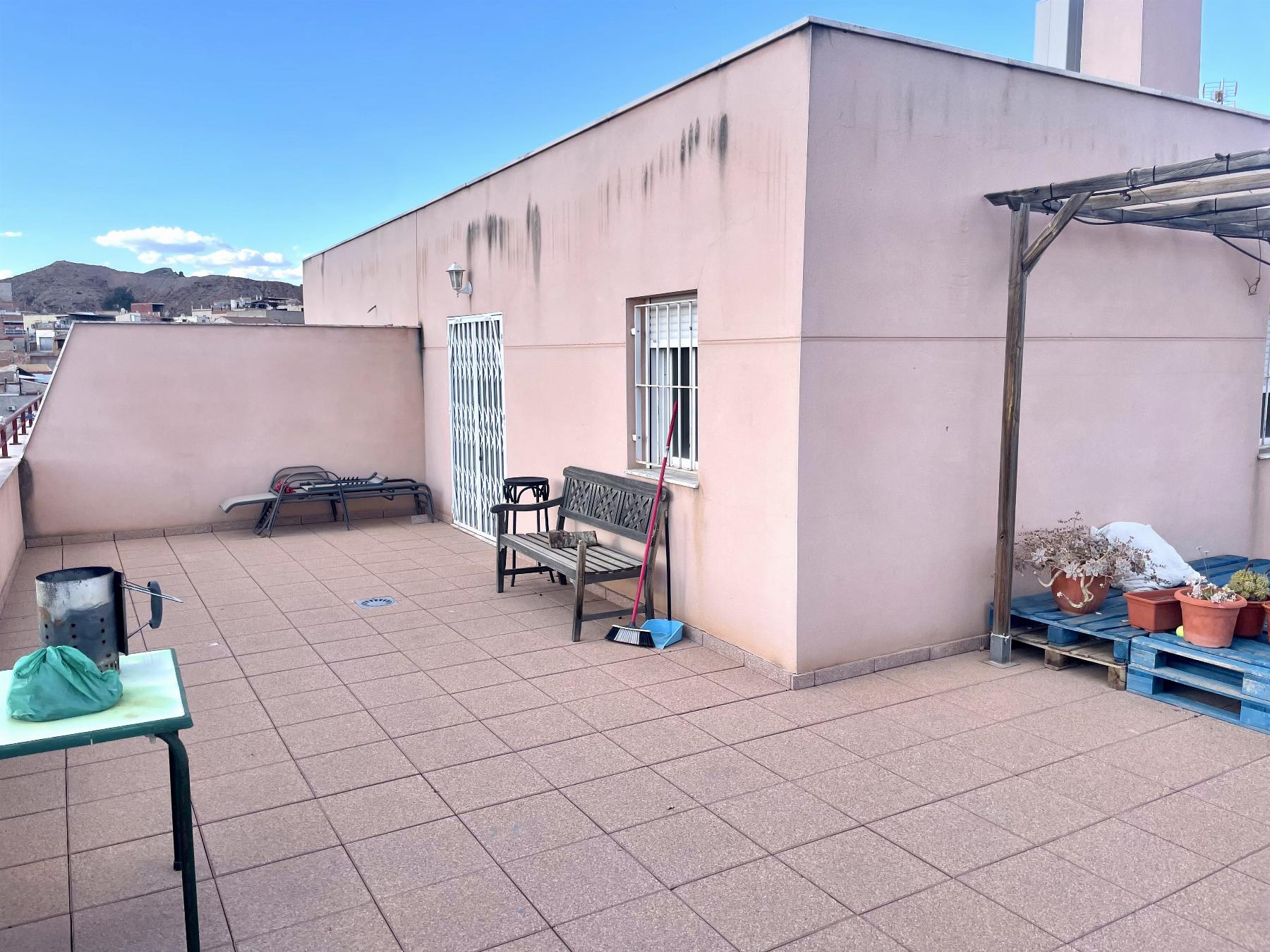 Zu verkaufen von penthouse in
 Lorca