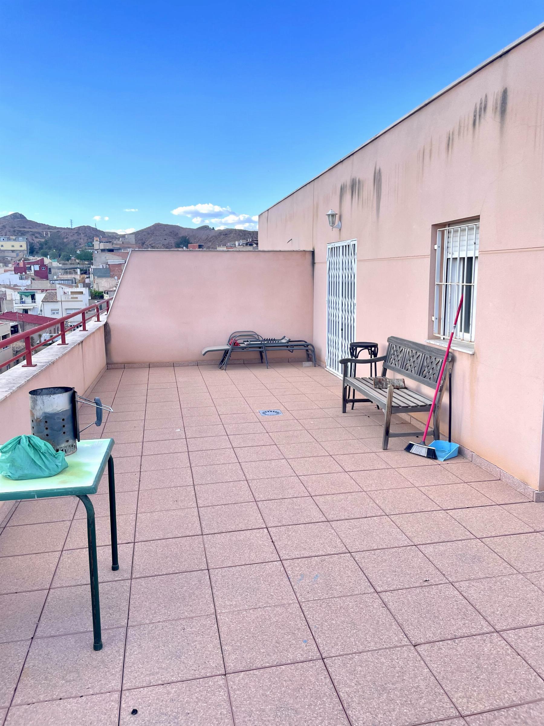 Zu verkaufen von penthouse in
 Lorca