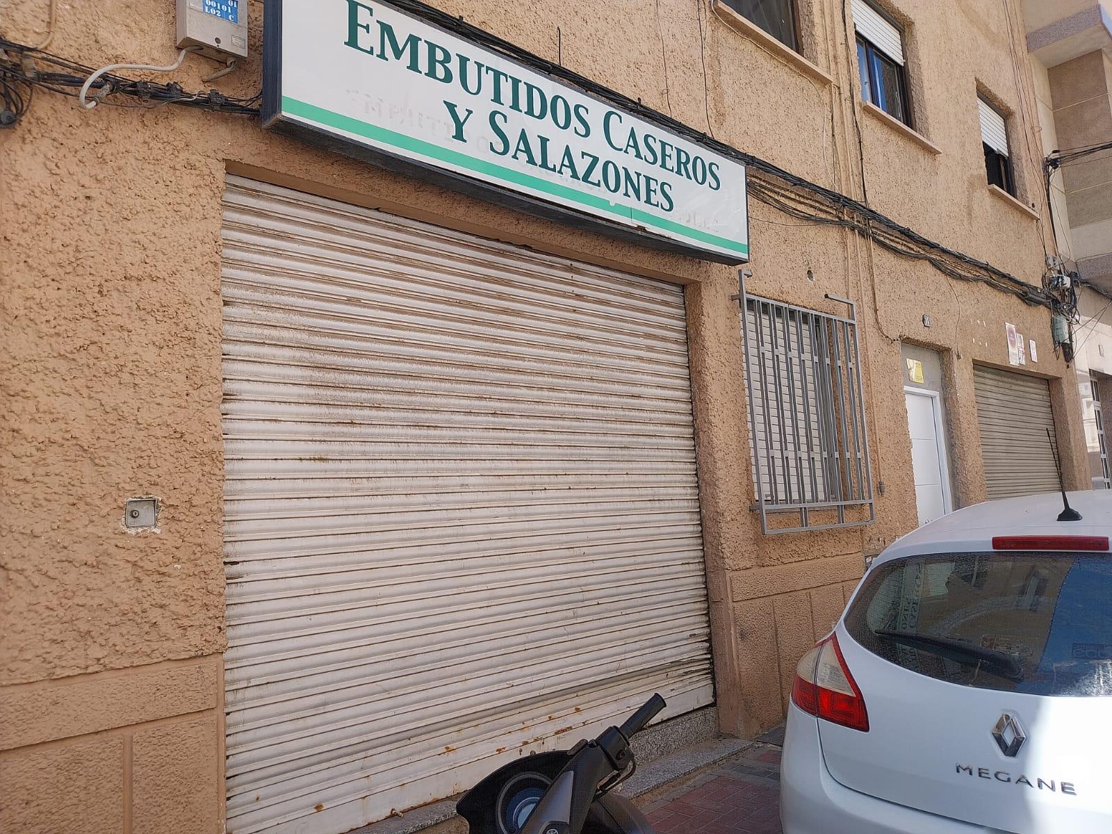 Venta de local en Águilas
