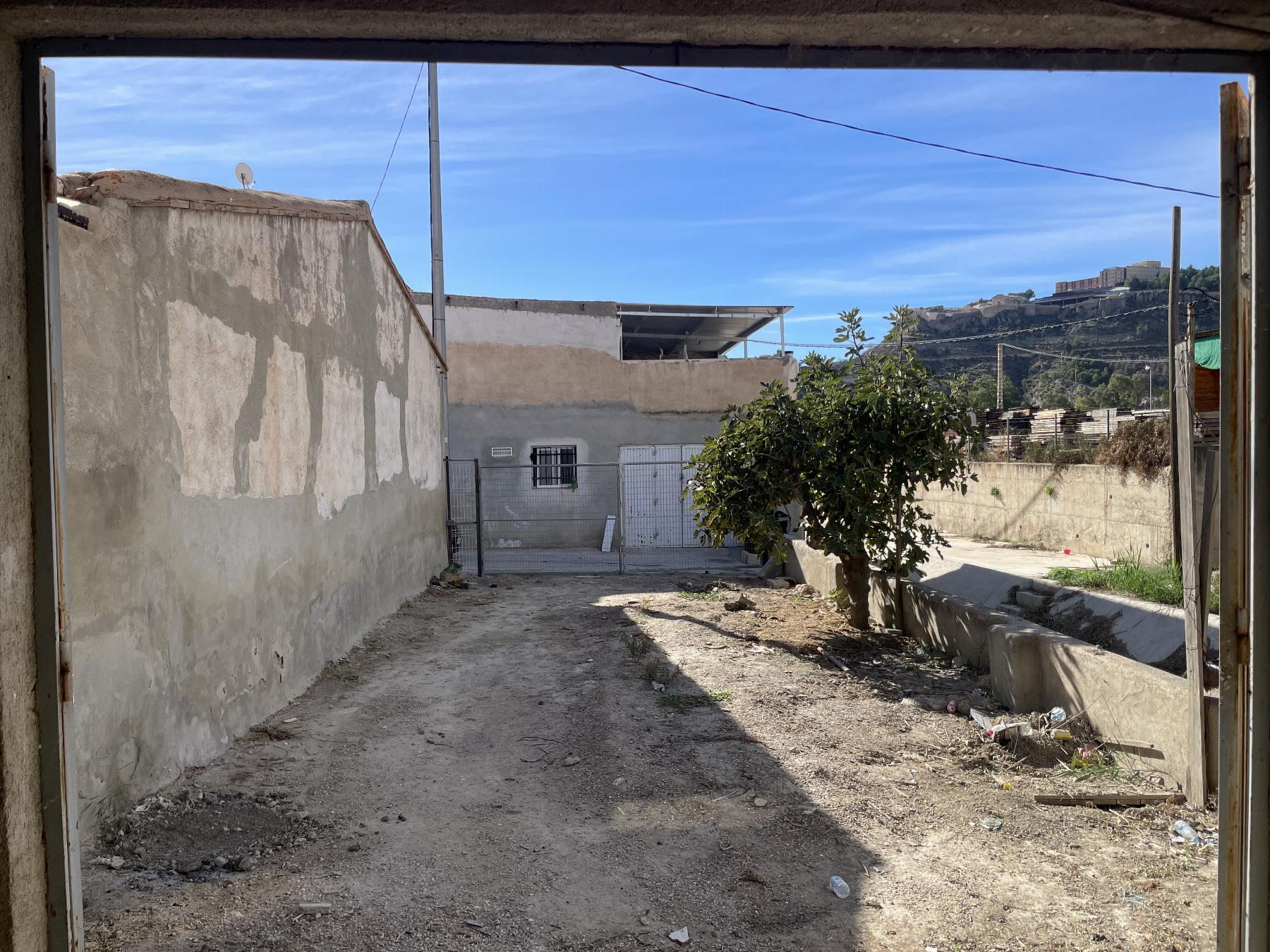 For sale of warehouse in Lorca