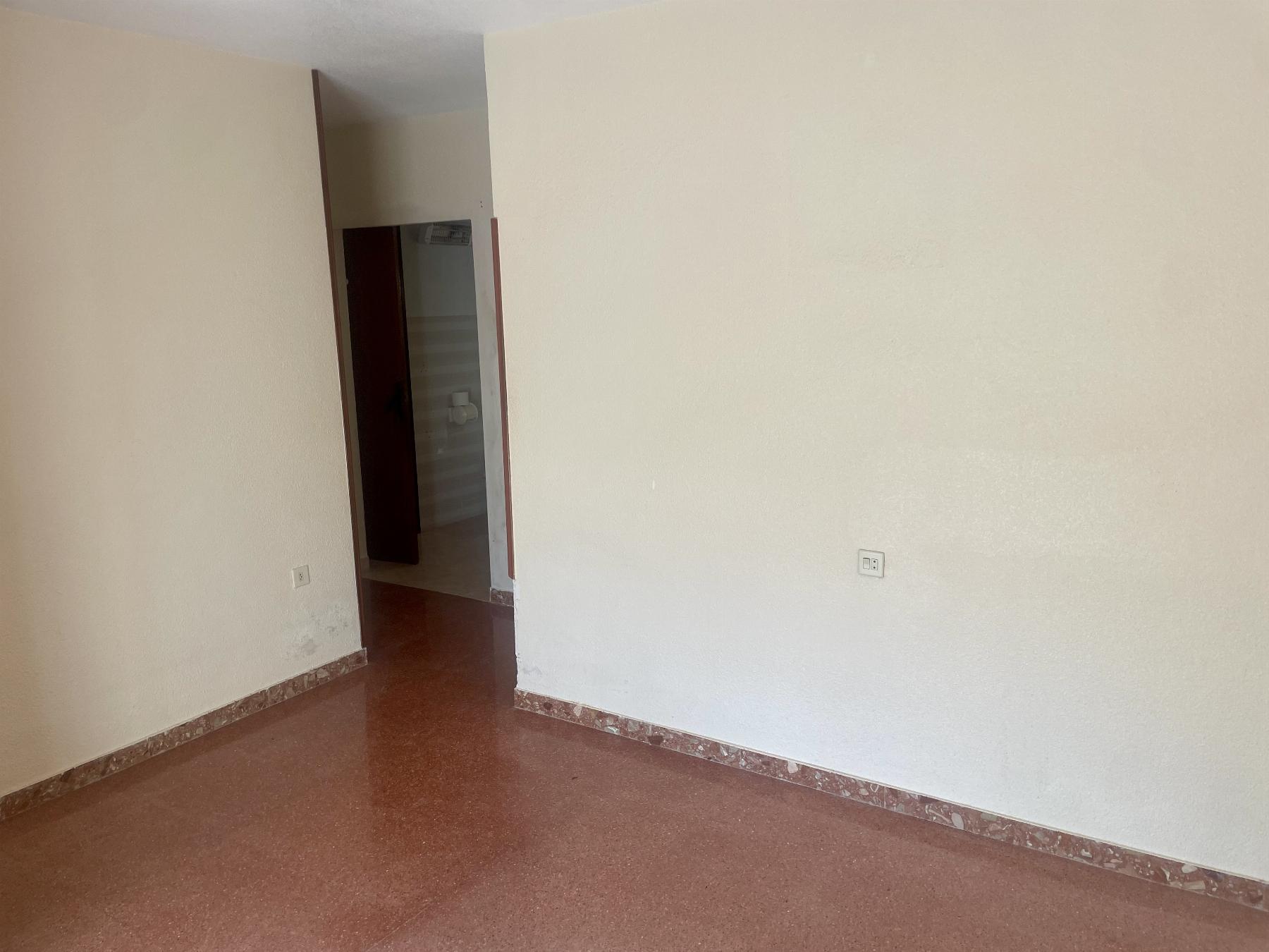 For sale of flat in Lorca
