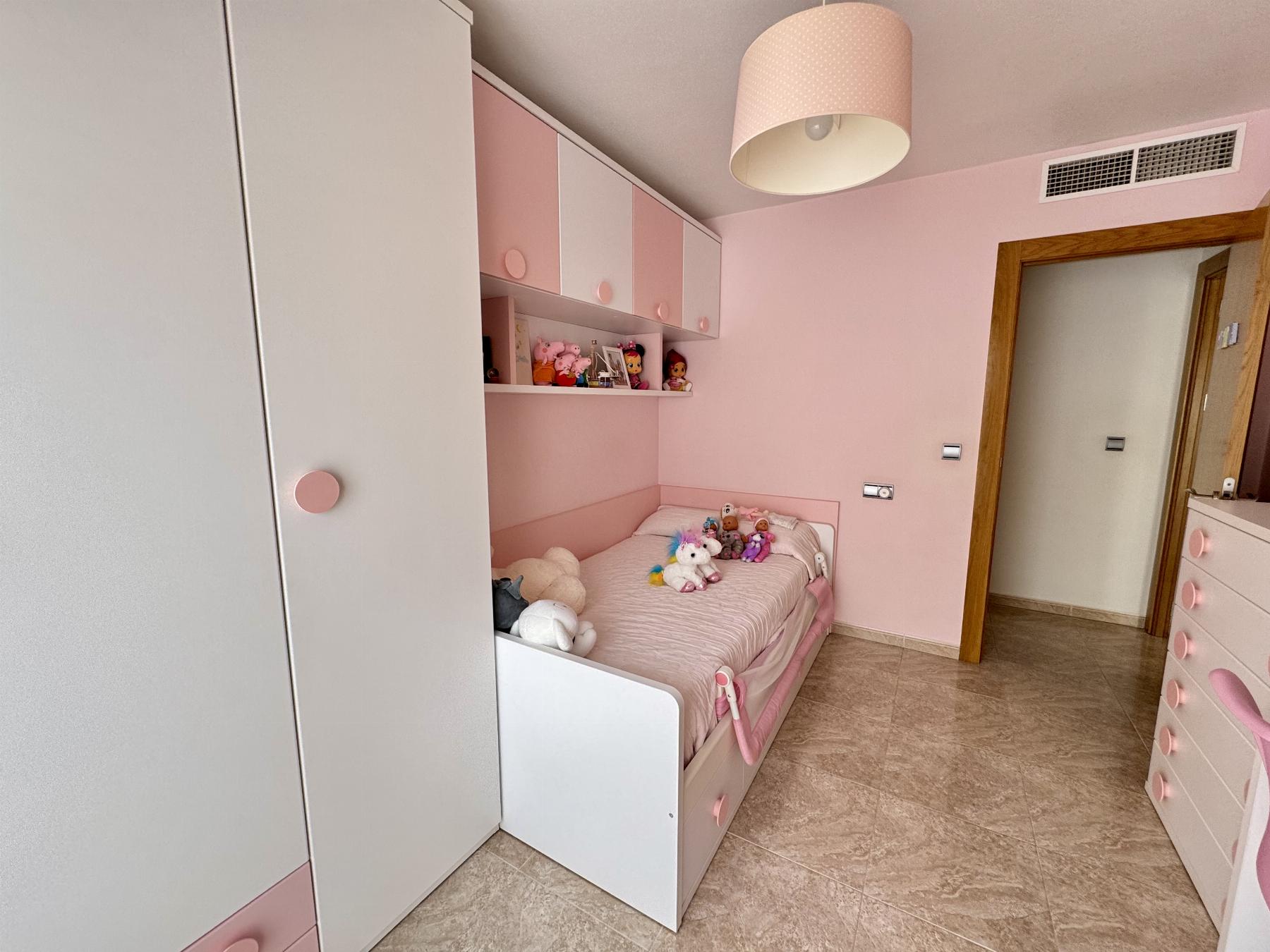 For sale of flat in Lorca