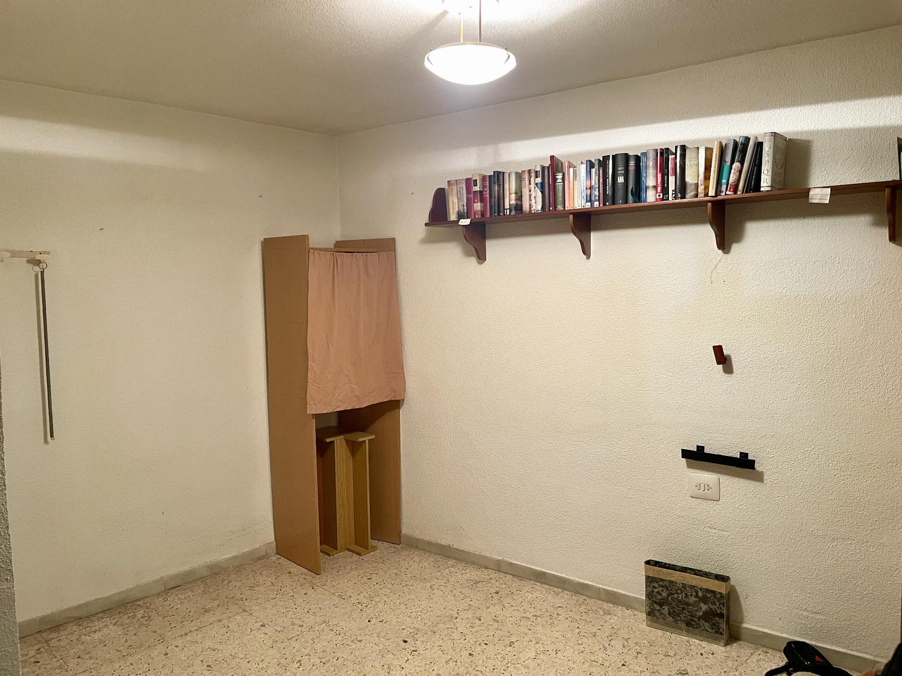 For sale of flat in Lorca