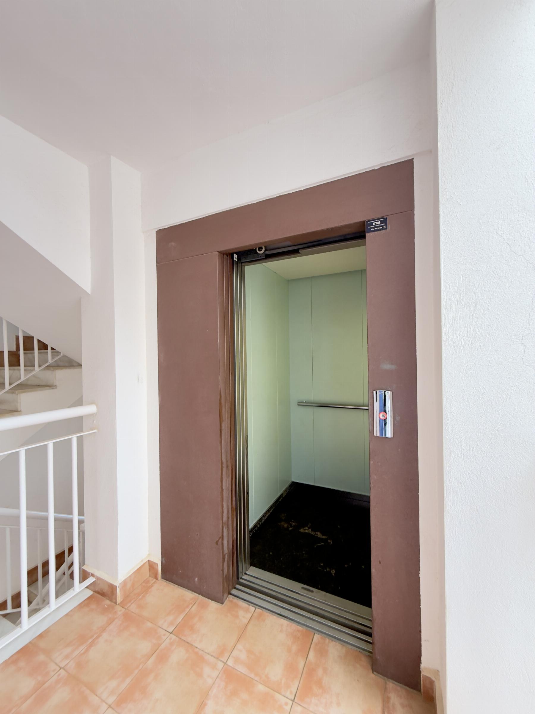 For sale of apartment in Lorca