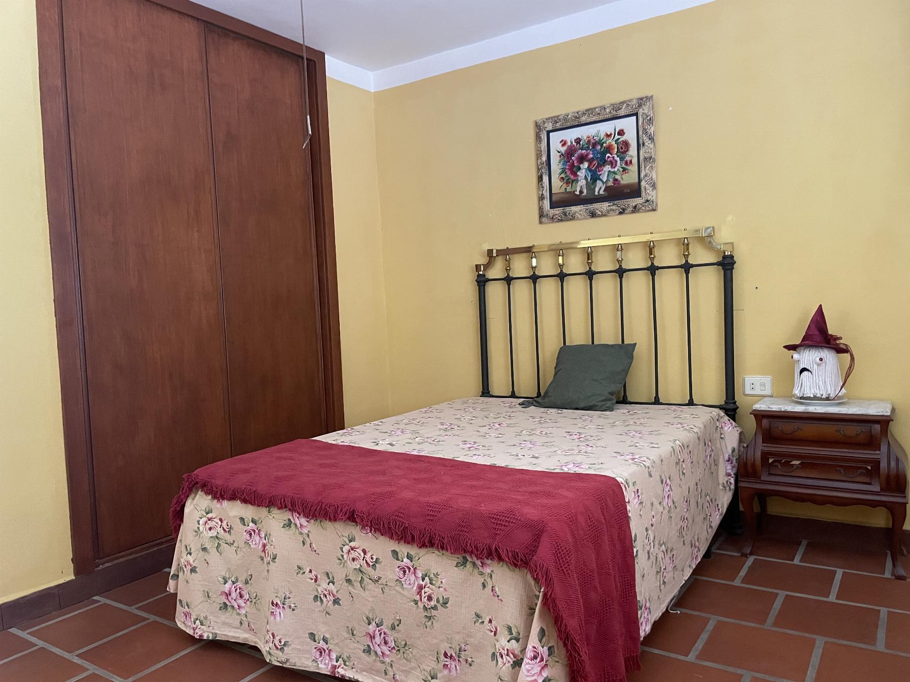 For sale of chalet in Lorca