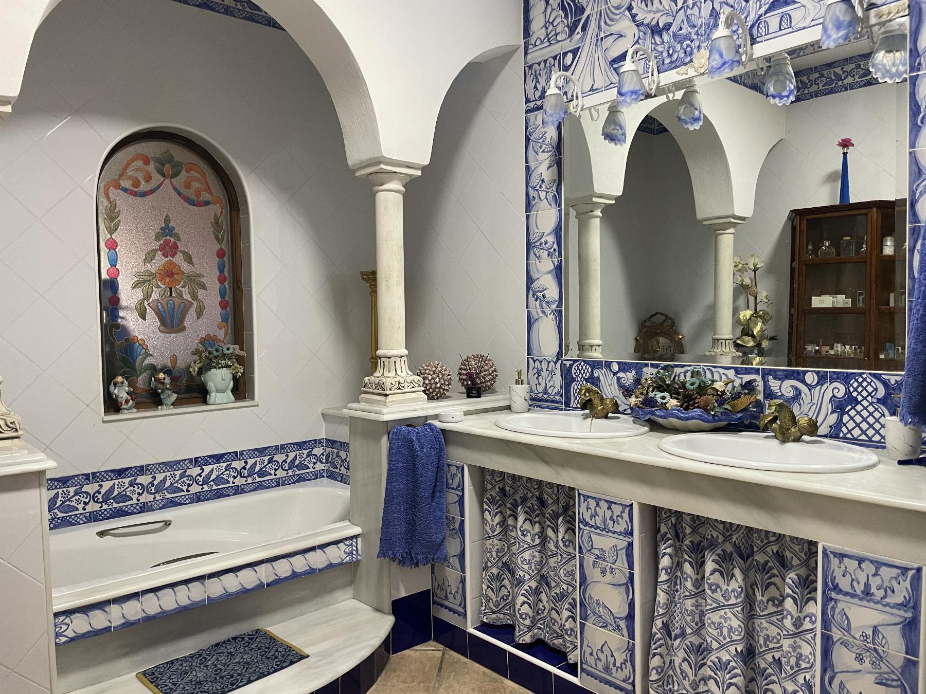 For sale of chalet in Lorca