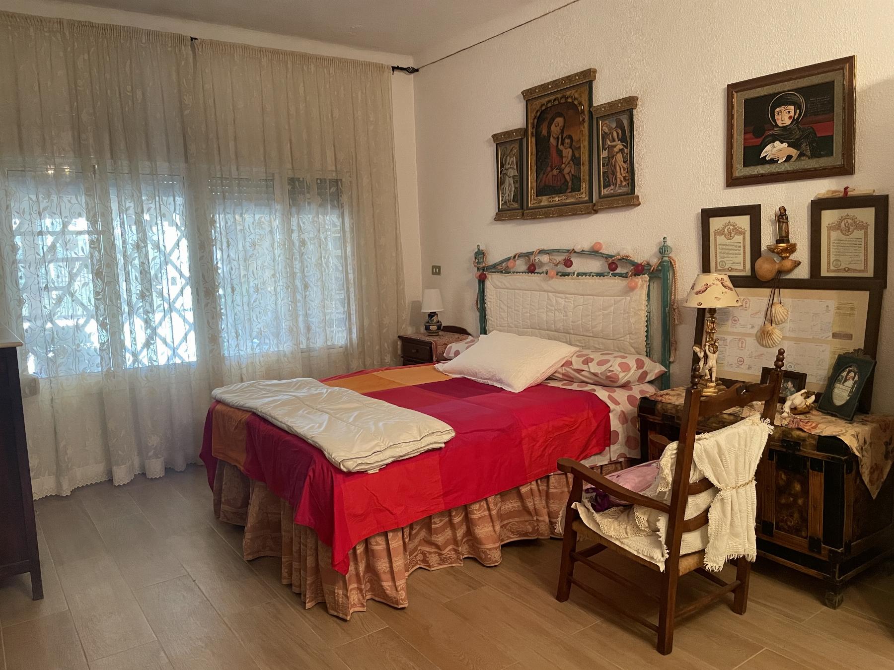 For sale of chalet in Lorca