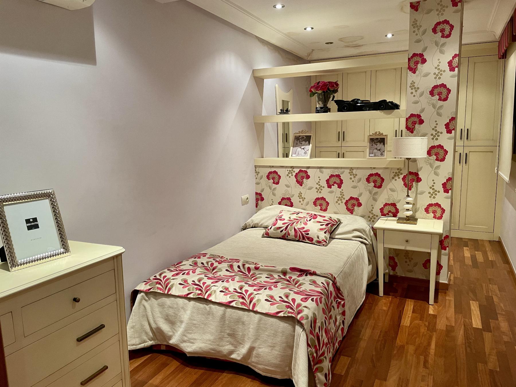 For sale of flat in Lorca